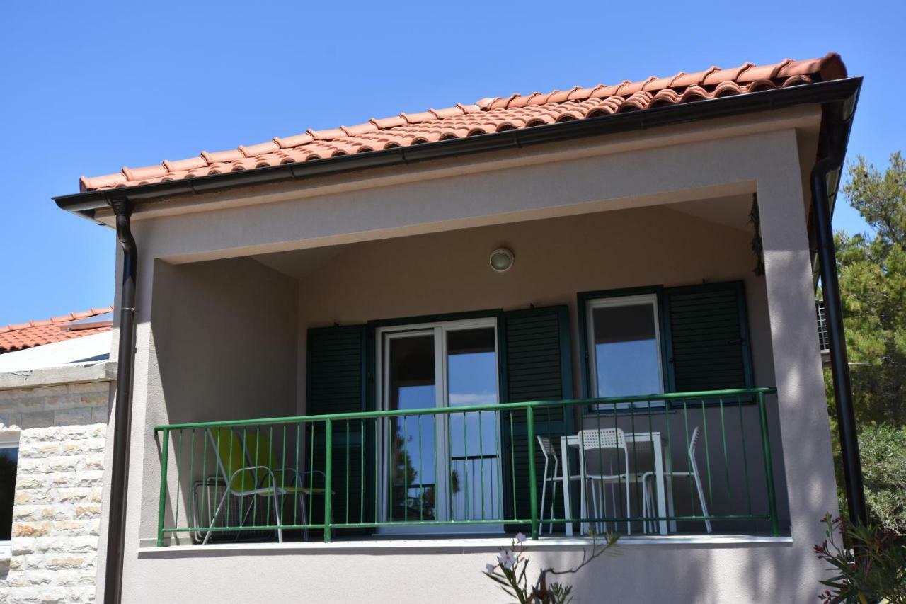 Villa Paula 穆泰尔岛 外观 照片